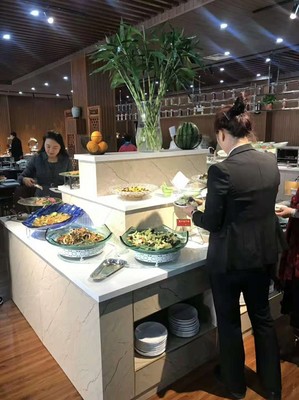 協會應邀出席“大素無際”素食餐廳的開業慶典