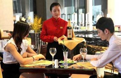 餐飲服務的16個“怎么辦”,服務員這樣應變就對了